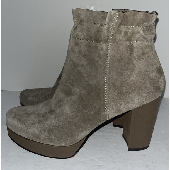 Woman’s Naked Feet‎ Attis Grey Side Zip Heel Boots Size 8 New - Picture 2 of 11